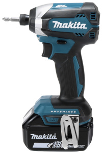 MAKITA DTD153RTJ ISKEVÄ RUUVINVÄÄNNIN 18V, HIILIHARJATON, 2X5,0AH, 170NM 2