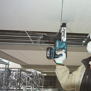 MAKITA DFR550ZX1 NAUHARUUVINVÄÄNNIN 18V, 4.000 R/MIN, 25-55MM. RUNKOVERSIO 2