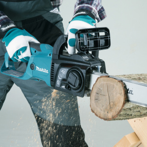 MAKITA UC3551A KETJUSAHA, LAIPPA 35CM/14", 2000W, JAKO 3/8", PITKITTÄISMOOTTORI 2