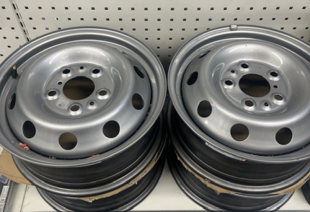 7011 TERÄSVANNE 6X16 5/130 ET68 CB78,1